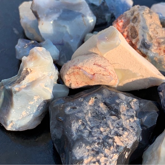 162.5 Carats Lightning Ridge Potch Opal Rough Lot Lightning Ridge Australia - Picture 9 of 17